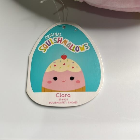NWT Squishmallow 7” Clara the Cupcake Food Series - Picture 3 of 3
